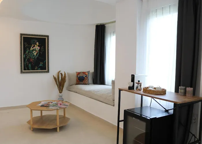 Yengec Adults Only * 阿奇亚卡